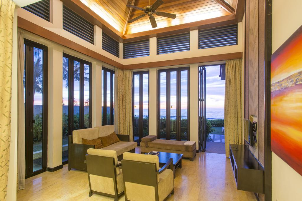Sabah Beach Villas & Suites Kota Kinabalu Buitenkant foto