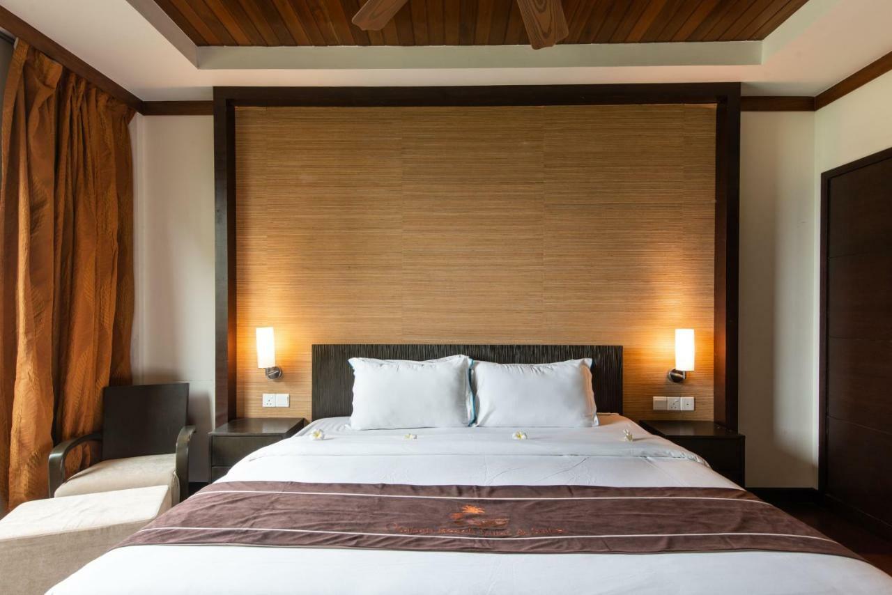 Sabah Beach Villas & Suites Kota Kinabalu Buitenkant foto