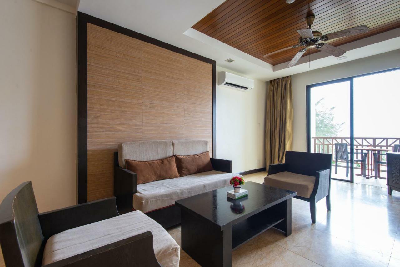 Sabah Beach Villas & Suites Kota Kinabalu Buitenkant foto